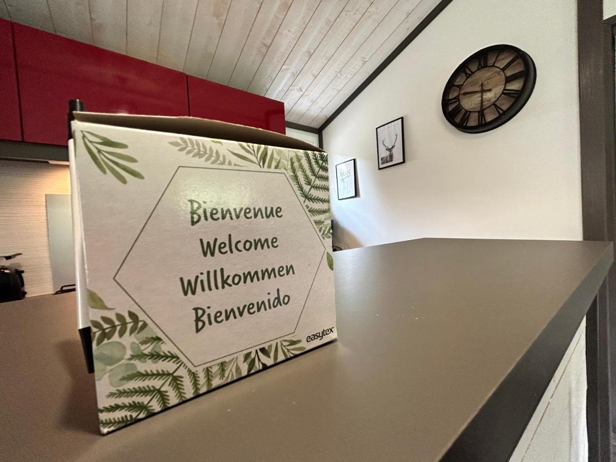 Camping Le Miroir Les Hopitaux-Neufs Buitenkant foto